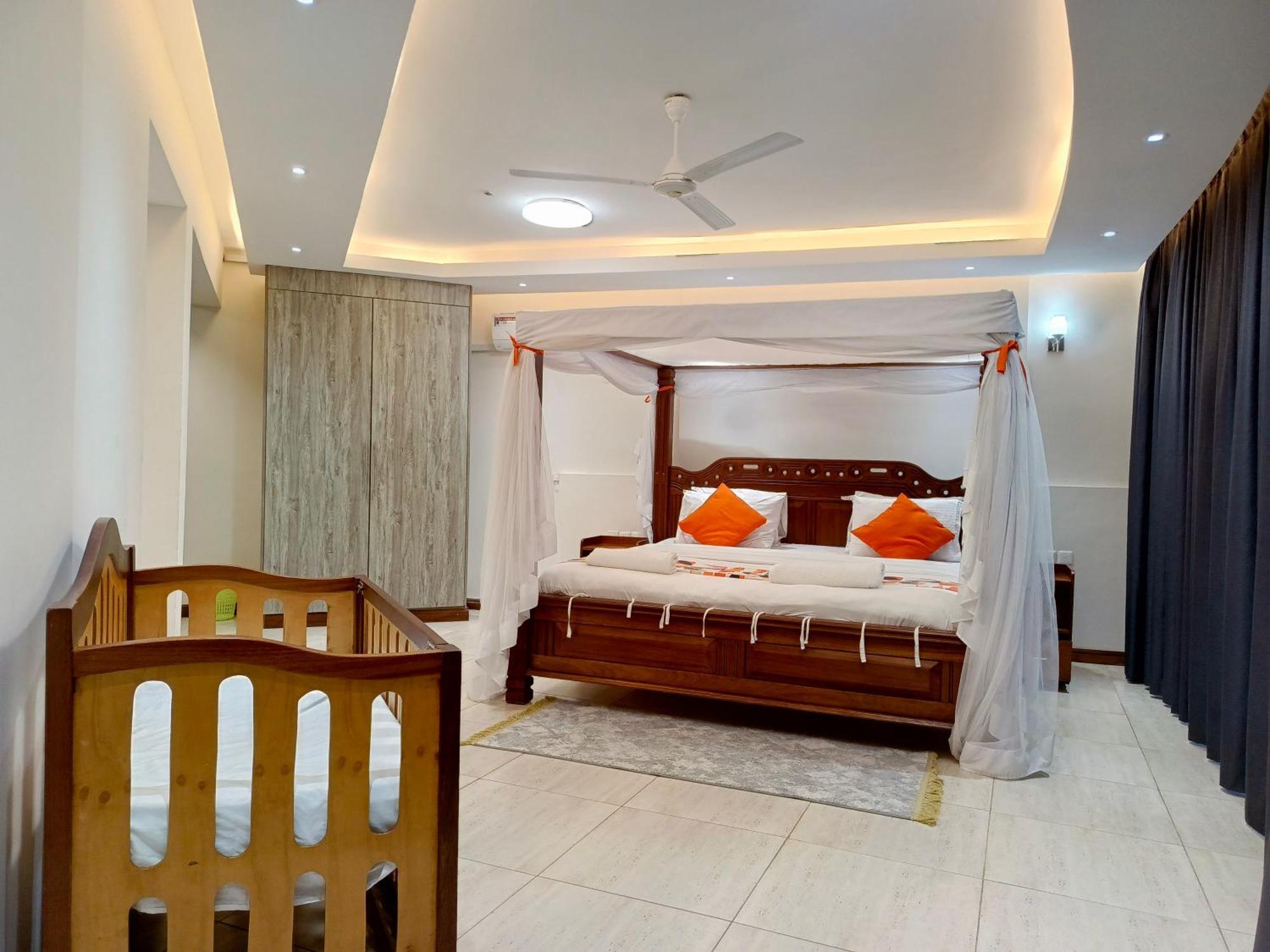 Savannah Lions Exquisite Apartment Момбаса Екстериор снимка